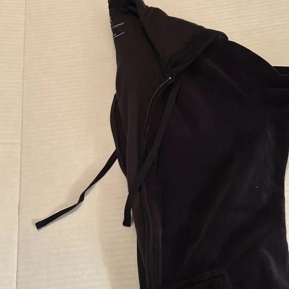 NY&Co black velour track suit - Picture 5 of 7